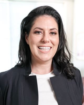 Robyn Burnstein profile image
